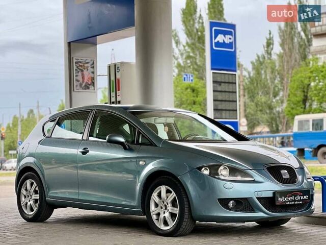 Сірий Сеат Leon, об'ємом двигуна 2 л та пробігом 259 тис. км за 5999 $, фото 1 на Automoto.ua