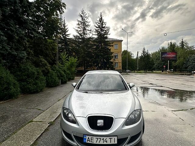 Серый Сеат Леон, объемом двигателя 1.9 л и пробегом 206 тыс. км за 5500 $, фото 1 на Automoto.ua
