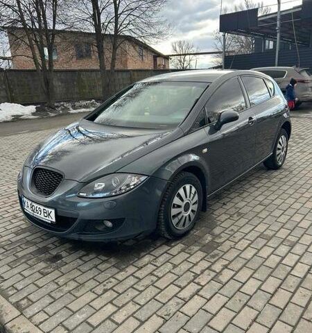 Серый Сеат Леон, объемом двигателя 1.9 л и пробегом 303 тыс. км за 4400 $, фото 1 на Automoto.ua