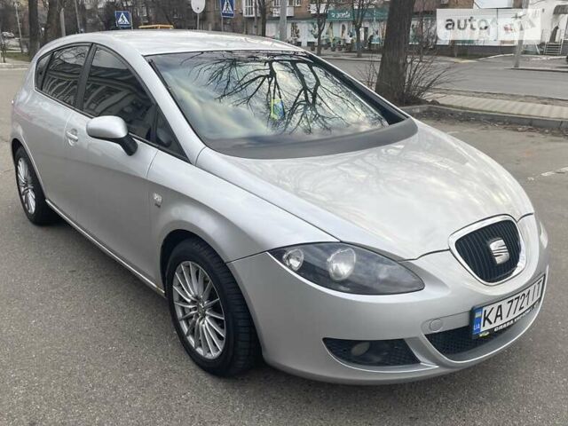 Сірий Сеат Leon, об'ємом двигуна 1.9 л та пробігом 197 тис. км за 5950 $, фото 1 на Automoto.ua