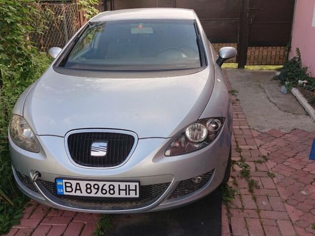 Сірий Сеат Leon, об'ємом двигуна 1.8 л та пробігом 220 тис. км за 3800 $, фото 1 на Automoto.ua