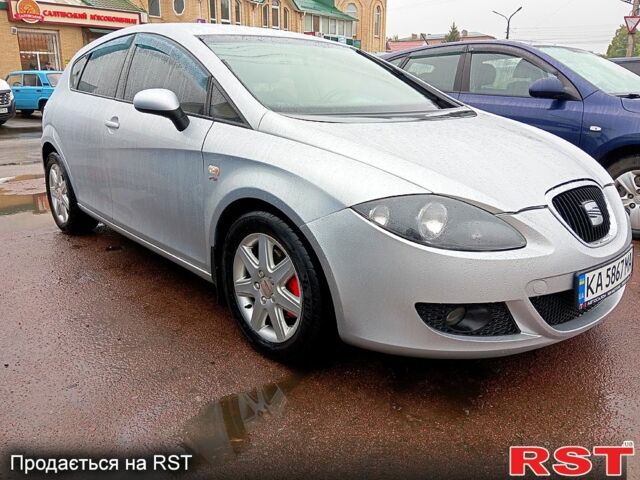 Серый Сеат Леон, объемом двигателя 2 л и пробегом 175 тыс. км за 4750 $, фото 1 на Automoto.ua