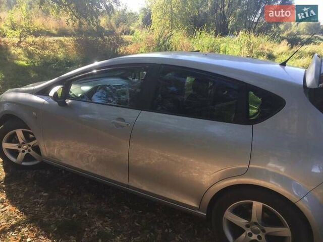 Серый Сеат Леон, объемом двигателя 1.8 л и пробегом 186 тыс. км за 5500 $, фото 1 на Automoto.ua