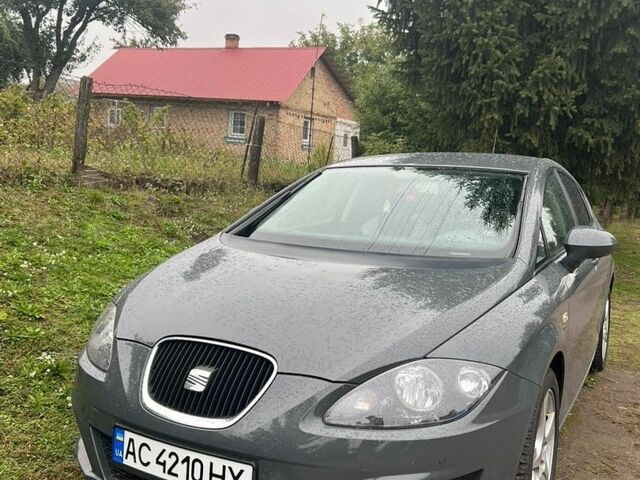 Сірий Сеат Leon, об'ємом двигуна 1.8 л та пробігом 163 тис. км за 8400 $, фото 1 на Automoto.ua