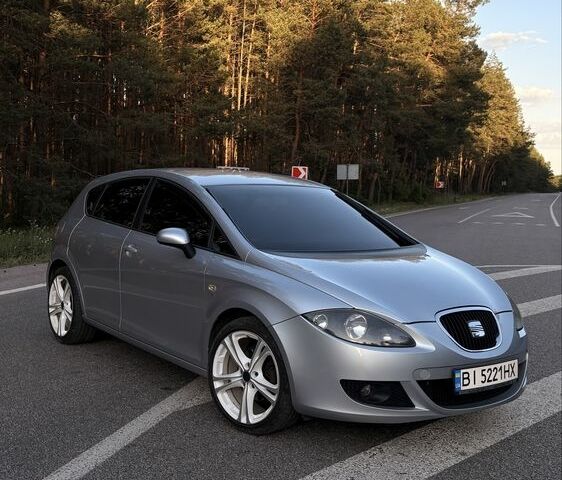 Сірий Сеат Leon, об'ємом двигуна 1.4 л та пробігом 239 тис. км за 4999 $, фото 1 на Automoto.ua