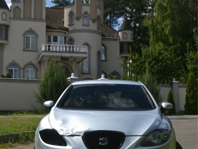 Сірий Сеат Leon, об'ємом двигуна 2 л та пробігом 259 тис. км за 4809 $, фото 1 на Automoto.ua