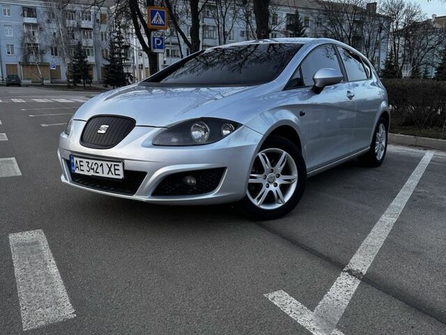 Сірий Сеат Leon, об'ємом двигуна 0.16 л та пробігом 267 тис. км за 7999 $, фото 1 на Automoto.ua