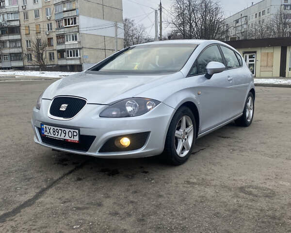 Серый Сеат Леон, объемом двигателя 1.6 л и пробегом 195 тыс. км за 6300 $, фото 1 на Automoto.ua
