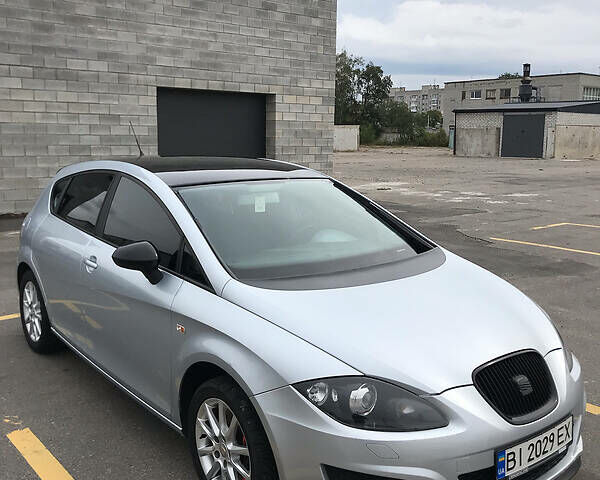 Сірий Сеат Leon, об'ємом двигуна 1.8 л та пробігом 225 тис. км за 9000 $, фото 1 на Automoto.ua