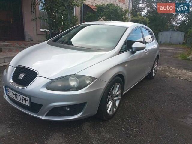 Сірий Сеат Leon, об'ємом двигуна 1.9 л та пробігом 267 тис. км за 6850 $, фото 1 на Automoto.ua