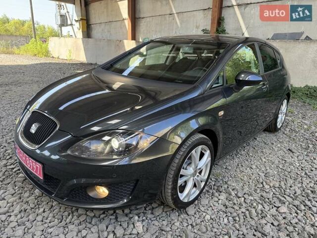 Сірий Сеат Leon, об'ємом двигуна 1.8 л та пробігом 176 тис. км за 8450 $, фото 1 на Automoto.ua