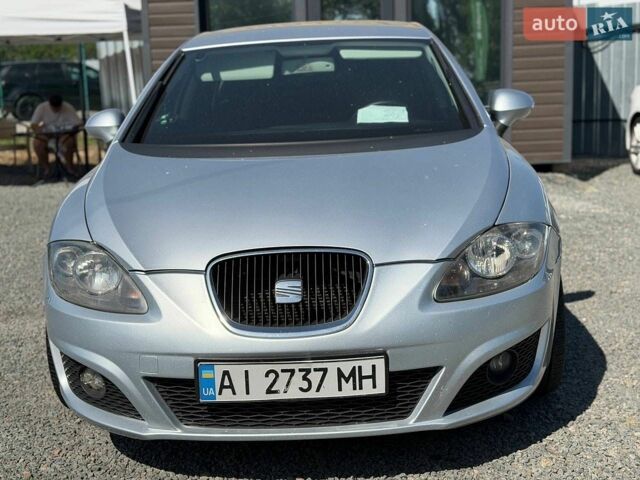 Сірий Сеат Leon, об'ємом двигуна 1.6 л та пробігом 206 тис. км за 7000 $, фото 1 на Automoto.ua