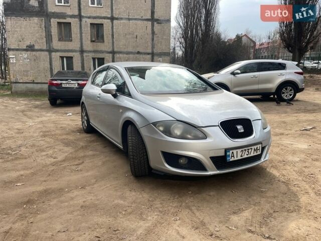 Серый Сеат Леон, объемом двигателя 1.6 л и пробегом 220 тыс. км за 5900 $, фото 1 на Automoto.ua