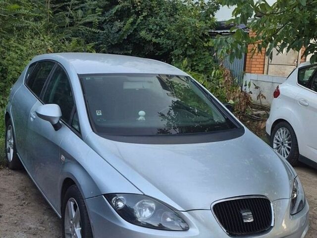 Сірий Сеат Leon, об'ємом двигуна 1.4 л та пробігом 279 тис. км за 4300 $, фото 1 на Automoto.ua
