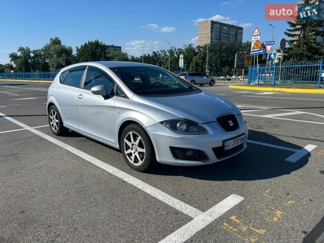 Сірий Сеат Leon, об'ємом двигуна 1.6 л та пробігом 350 тис. км за 5300 $, фото 1 на Automoto.ua