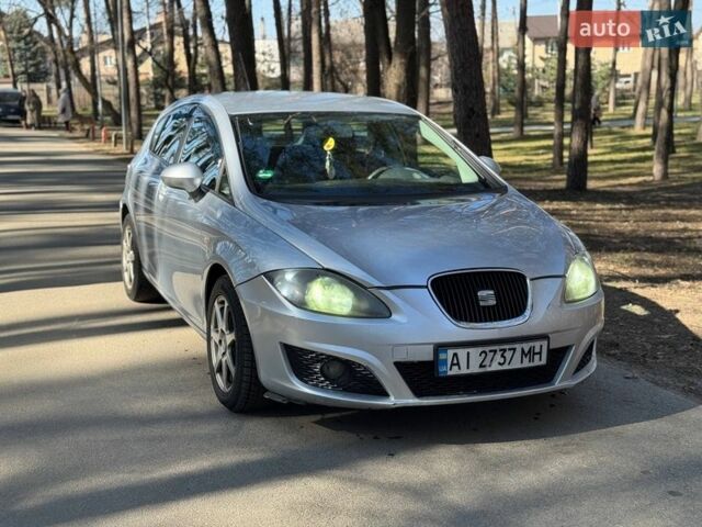 Серый Сеат Леон, объемом двигателя 1.6 л и пробегом 220 тыс. км за 5500 $, фото 1 на Automoto.ua