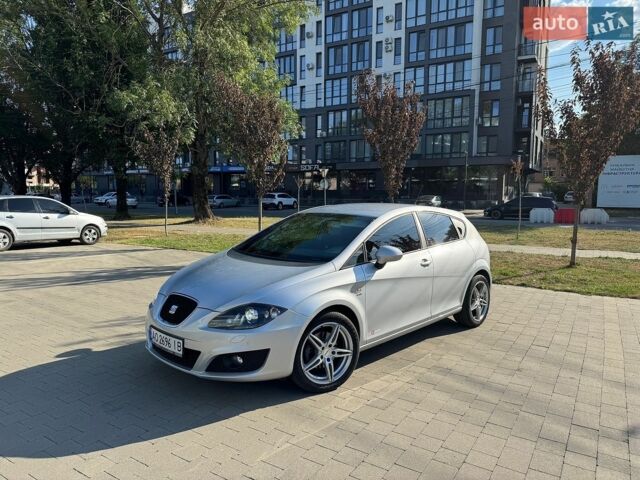 Серый Сеат Леон, объемом двигателя 1.39 л и пробегом 100 тыс. км за 7500 $, фото 1 на Automoto.ua