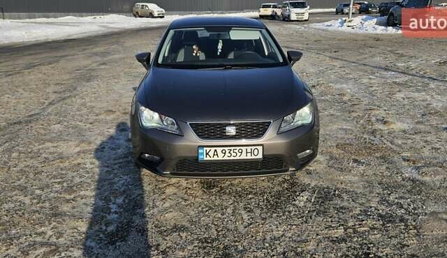 Серый Сеат Леон, объемом двигателя 1.2 л и пробегом 163 тыс. км за 10000 $, фото 1 на Automoto.ua
