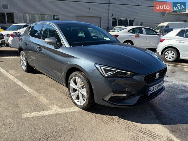 Серый Сеат Леон, объемом двигателя 1.5 л и пробегом 5 тыс. км за 28859 $, фото 1 на Automoto.ua