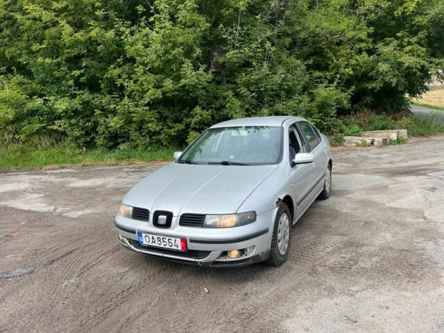 Сірий Сеат Leon, об'ємом двигуна 0 л та пробігом 222 тис. км за 1004 $, фото 1 на Automoto.ua