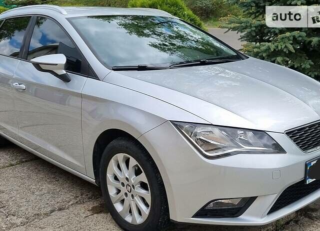 Сірий Сеат Leon, об'ємом двигуна 1.6 л та пробігом 265 тис. км за 11300 $, фото 1 на Automoto.ua