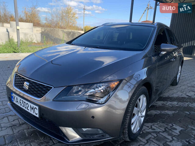 Сеат Леон 2014 в Тульчине на Automoto.ua Серый Сеат Леон, объемом двигателя 2 л и пробегом 284 тыс. км за 10800 $, фото 1 на Automoto.ua