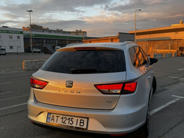 Сірий Сеат Leon, об'ємом двигуна 2 л та пробігом 280 тис. км за 11000 $, фото 1 на Automoto.ua