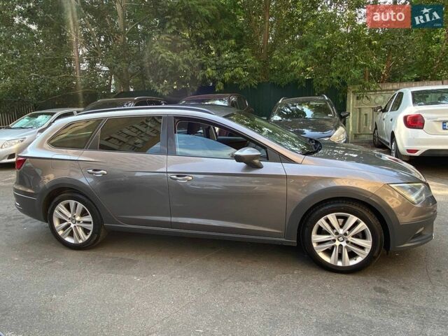 Сірий Сеат Leon, об'ємом двигуна 1.97 л та пробігом 208 тис. км за 12600 $, фото 1 на Automoto.ua
