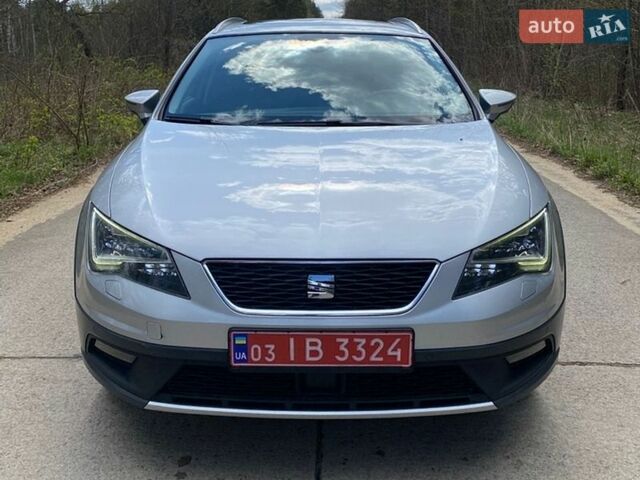 Серый Сеат Леон, объемом двигателя 2 л и пробегом 240 тыс. км за 13800 $, фото 1 на Automoto.ua