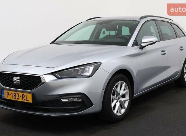 Серый Сеат Леон, объемом двигателя 1 л и пробегом 135 тыс. км за 12750 $, фото 1 на Automoto.ua
