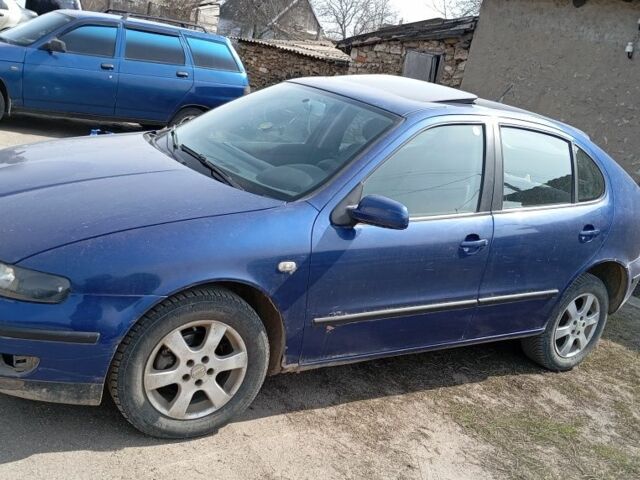 Синій Сеат Leon, об'ємом двигуна 1.4 л та пробігом 333 тис. км за 3000 $, фото 1 на Automoto.ua