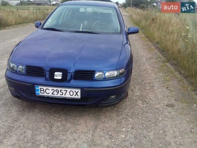 Синій Сеат Leon, об'ємом двигуна 1.9 л та пробігом 319 тис. км за 3900 $, фото 1 на Automoto.ua