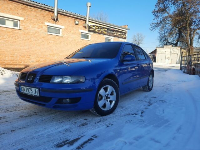 Синій Сеат Leon, об'ємом двигуна 1 л та пробігом 209 тис. км за 4199 $, фото 1 на Automoto.ua