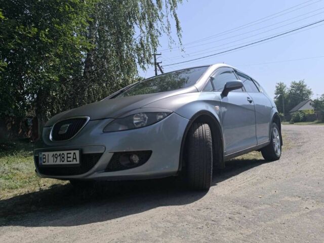Синий Сеат Леон, объемом двигателя 1 л и пробегом 273 тыс. км за 5100 $, фото 1 на Automoto.ua