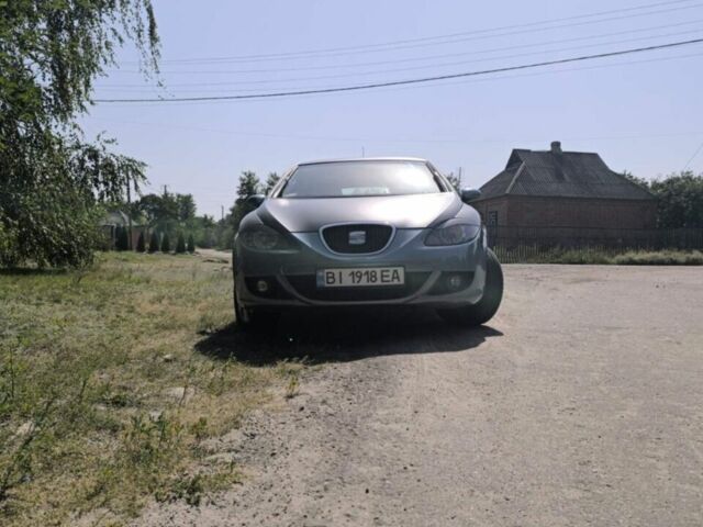 Синий Сеат Леон, объемом двигателя 1.6 л и пробегом 294 тыс. км за 5190 $, фото 1 на Automoto.ua