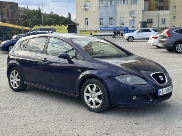 Синий Сеат Леон, объемом двигателя 1.6 л и пробегом 200 тыс. км за 3400 $, фото 1 на Automoto.ua