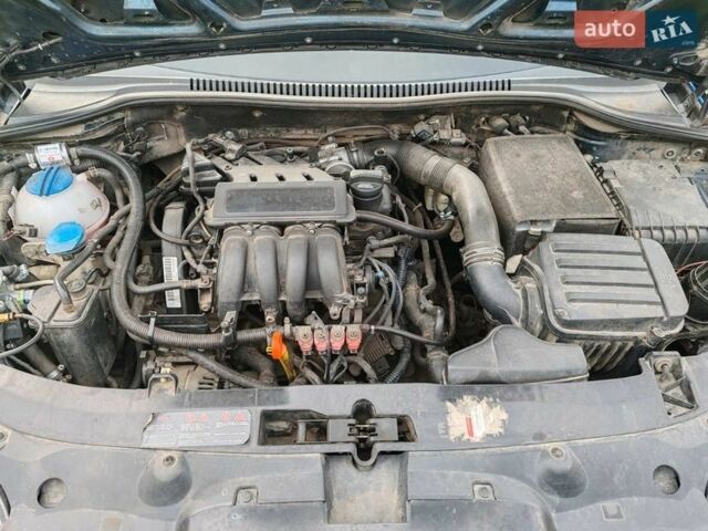 Синій Сеат Leon, об'ємом двигуна 1.6 л та пробігом 307 тис. км за 5000 $, фото 1 на Automoto.ua