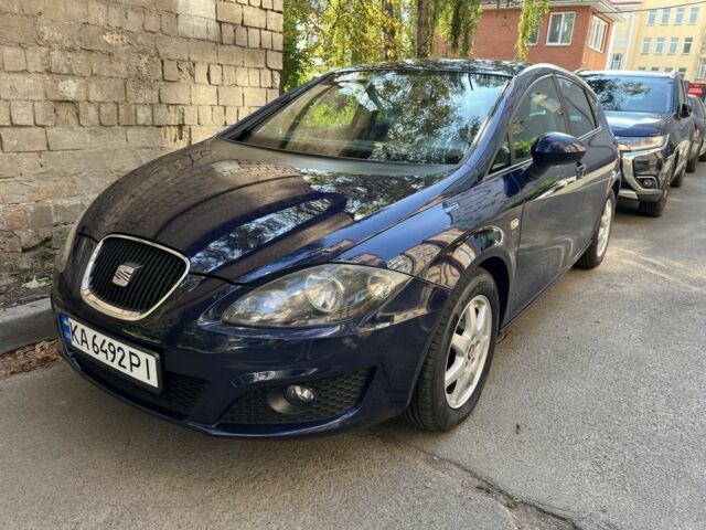 Синій Сеат Leon, об'ємом двигуна 1.8 л та пробігом 240 тис. км за 6094 $, фото 1 на Automoto.ua