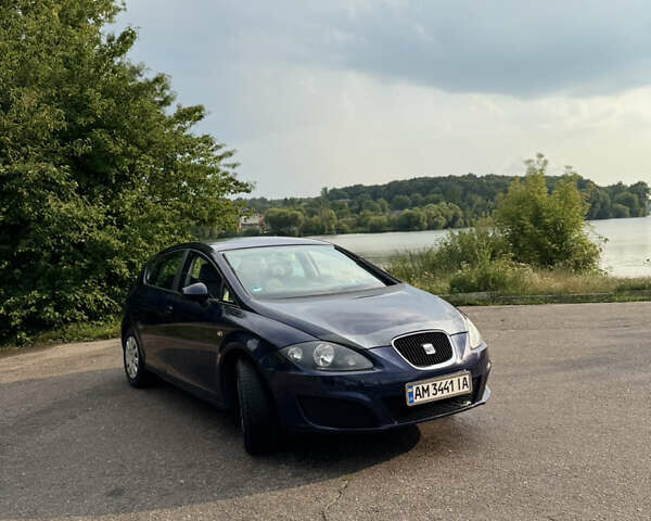 Синій Сеат Leon, об'ємом двигуна 1.6 л та пробігом 210 тис. км за 6700 $, фото 1 на Automoto.ua