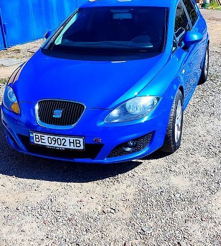 Синий Сеат Леон, объемом двигателя 1.2 л и пробегом 200 тыс. км за 7200 $, фото 1 на Automoto.ua