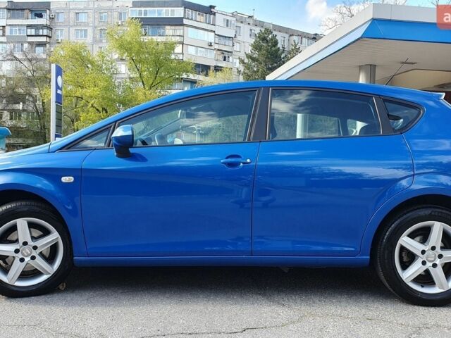 Синий Сеат Леон, объемом двигателя 1.39 л и пробегом 242 тыс. км за 7700 $, фото 1 на Automoto.ua
