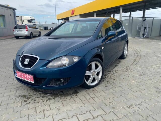 Синій Сеат Leon, об'ємом двигуна 2 л та пробігом 175 тис. км за 4400 $, фото 1 на Automoto.ua