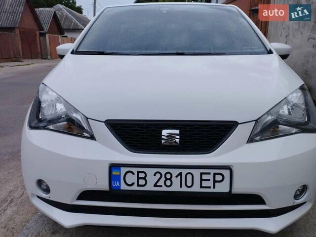 Белый Сеат Мии, объемом двигателя 1 л и пробегом 179 тыс. км за 6749 $, фото 1 на Automoto.ua