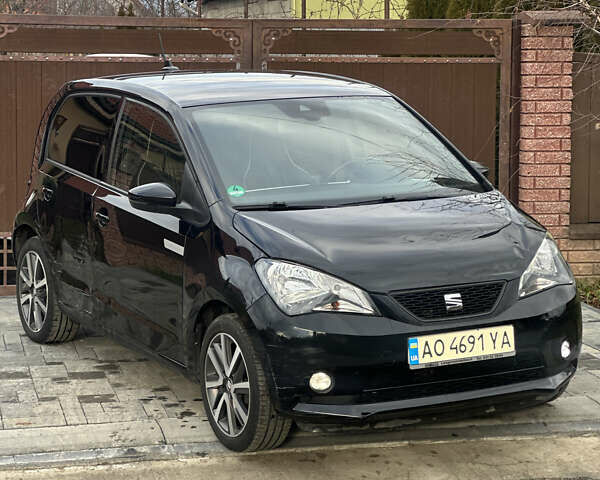 Черный Сеат Мии, объемом двигателя 0 л и пробегом 38 тыс. км за 9999 $, фото 1 на Automoto.ua