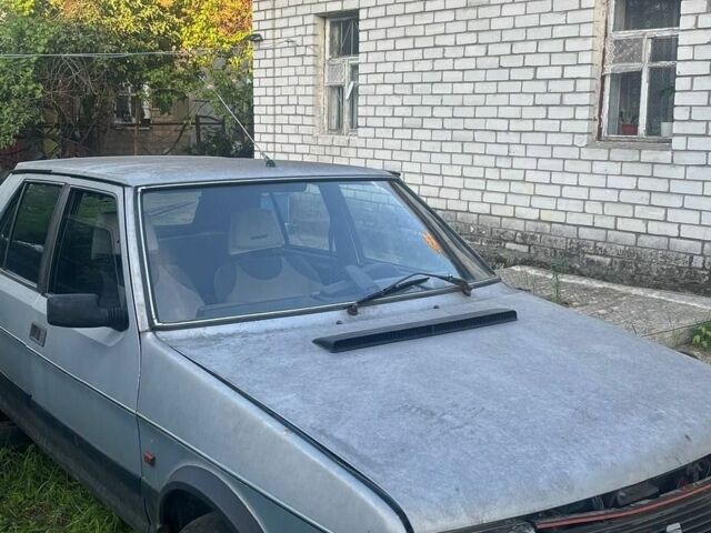 Синий Сеат Ронда, объемом двигателя 1.5 л и пробегом 30 тыс. км за 178 $, фото 1 на Automoto.ua