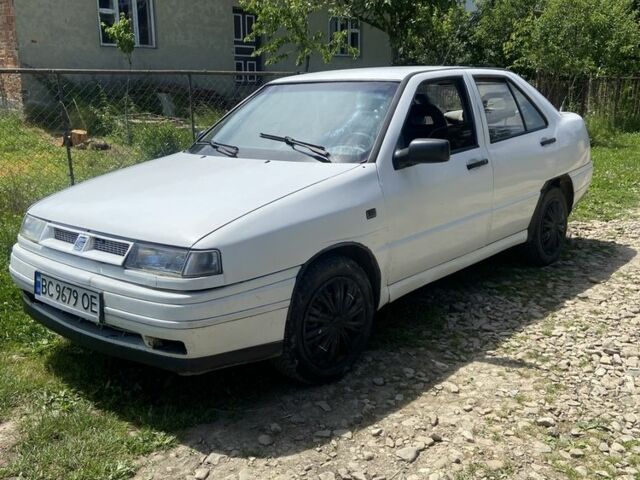 Білий Сеат Toledo, об'ємом двигуна 1.6 л та пробігом 250 тис. км за 850 $, фото 1 на Automoto.ua
