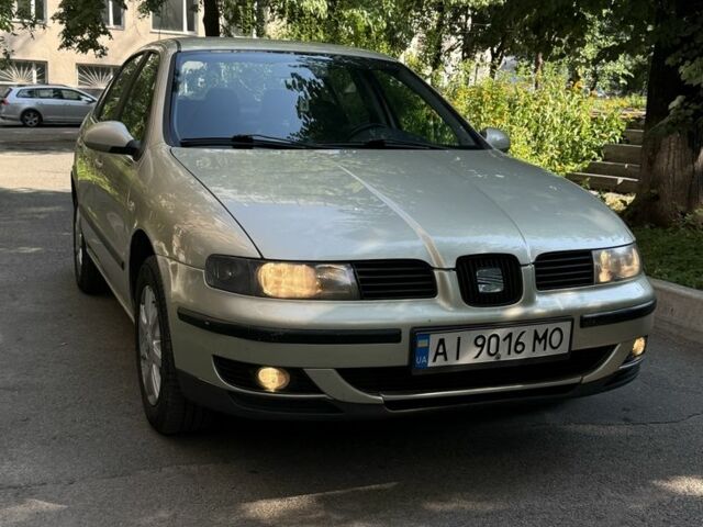 Бежевий Сеат Toledo, об'ємом двигуна 1.8 л та пробігом 177 тис. км за 3700 $, фото 1 на Automoto.ua