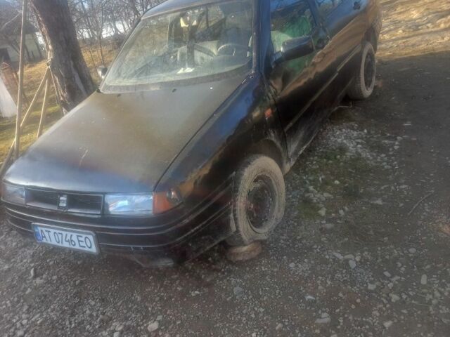 Чорний Сеат Toledo, об'ємом двигуна 1.6 л та пробігом 375 тис. км за 339 $, фото 1 на Automoto.ua