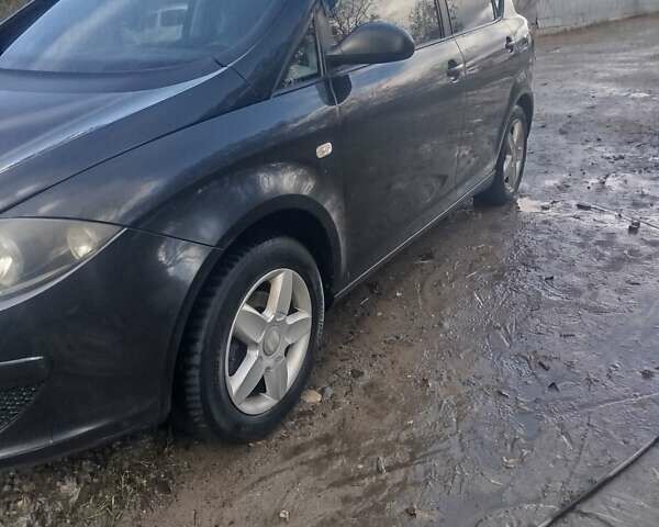 Чорний Сеат Toledo, об'ємом двигуна 1.6 л та пробігом 365 тис. км за 4300 $, фото 1 на Automoto.ua