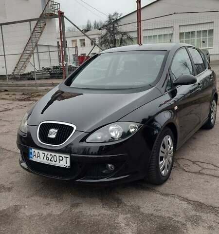 Чорний Сеат Toledo, об'ємом двигуна 1.6 л та пробігом 128 тис. км за 5500 $, фото 1 на Automoto.ua